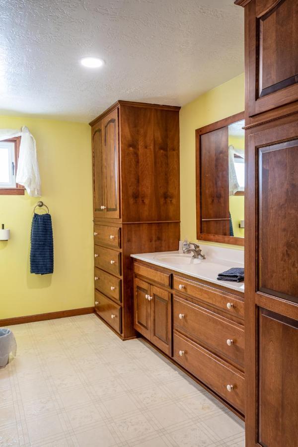 Villa Weaver Ridge Manor Millersburg Exterior foto